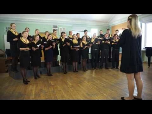 Китайская народная песня «Песня пастушка», дирижирует Анна Шутова